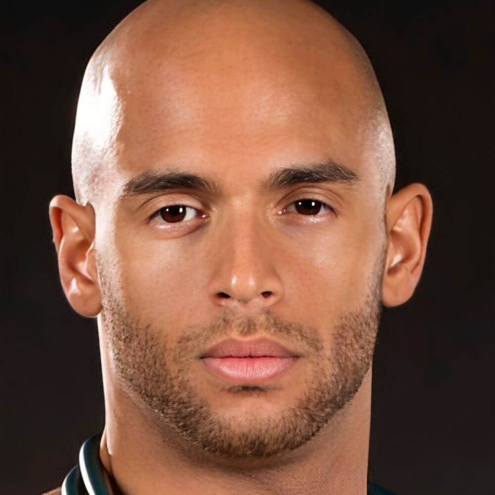 Sean Zevran, gay adult performer with athletic build